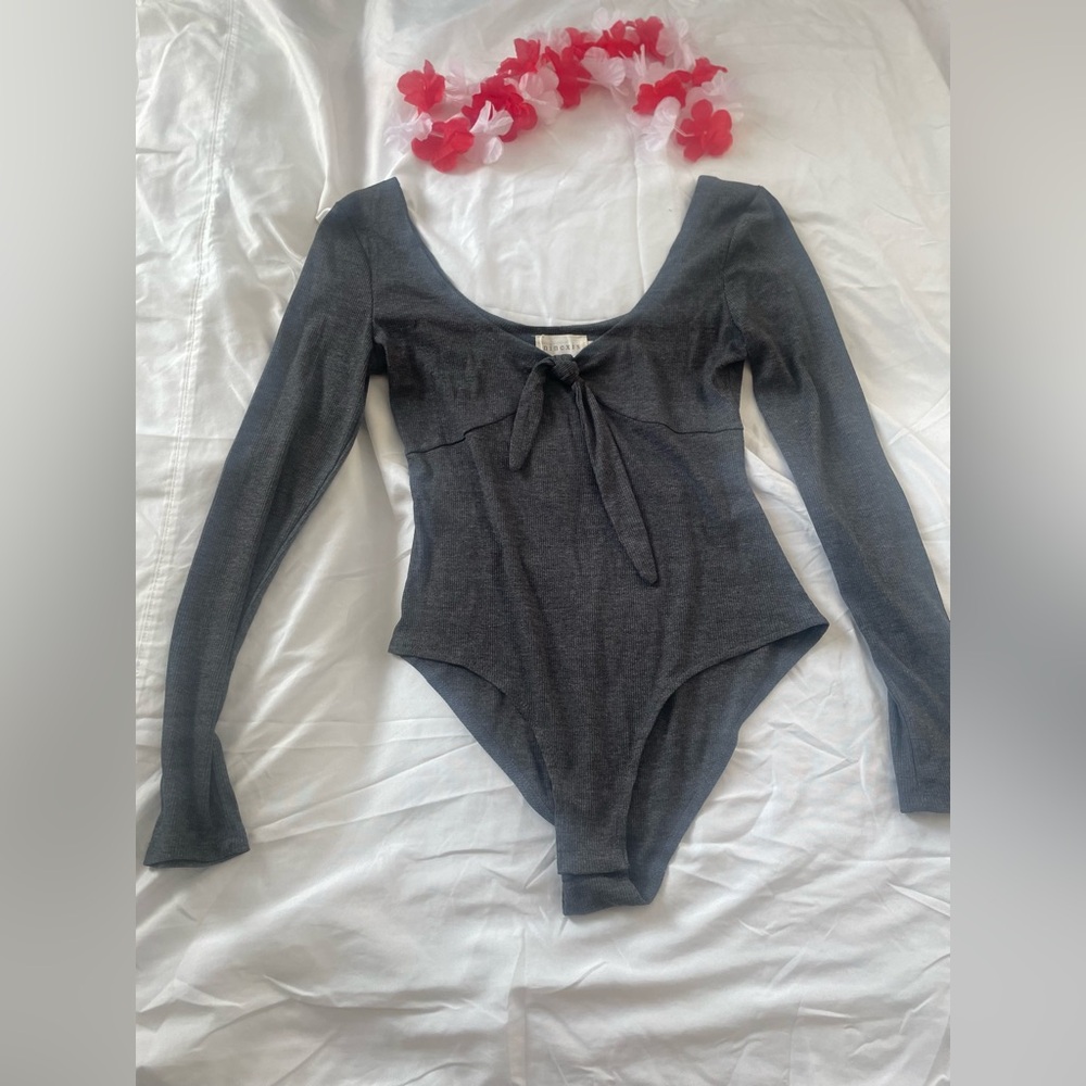 NINEXIS New Gray Long Sleeve Body Suit